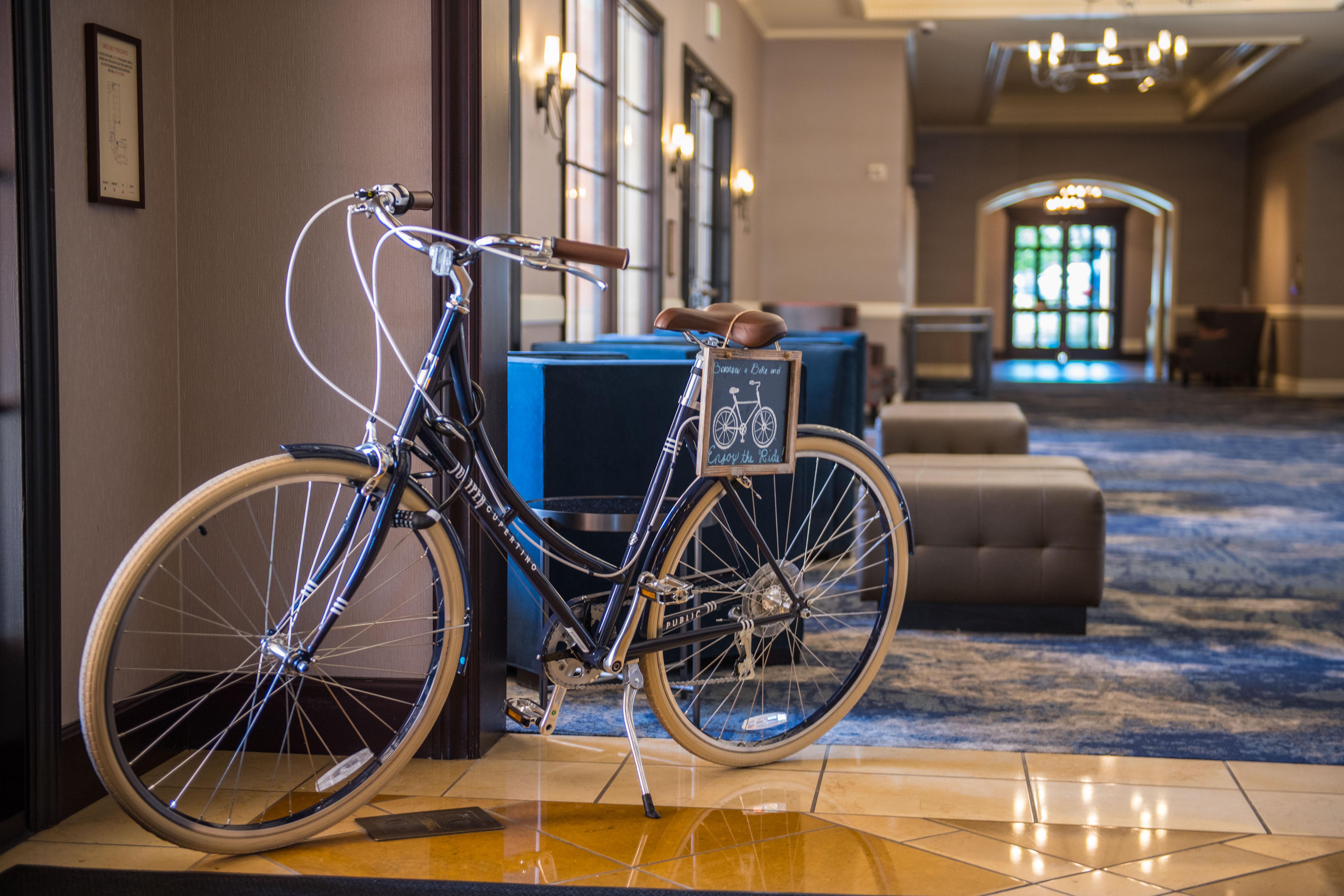 Juniper Hotel Cupertino, Curio Collection By Hilton Eksteriør billede