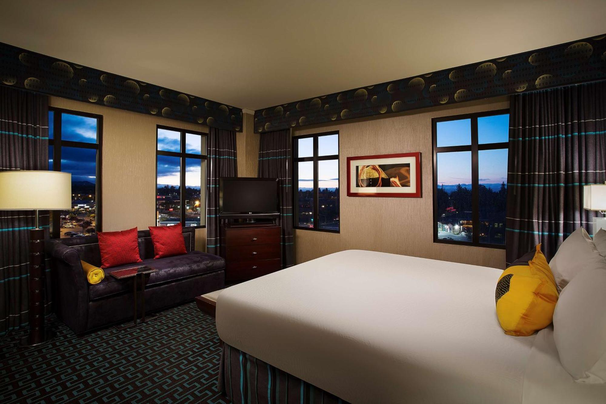 Juniper Hotel Cupertino, Curio Collection By Hilton Eksteriør billede